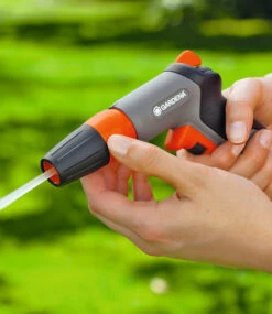 GARDENA® Classic Reinigungsspritze, Lose -Gartenpflanzen Geschäft 8898972319774