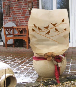 Winterschutz Mega Vlieshaube 'Vögel' 180 X 120 Cm